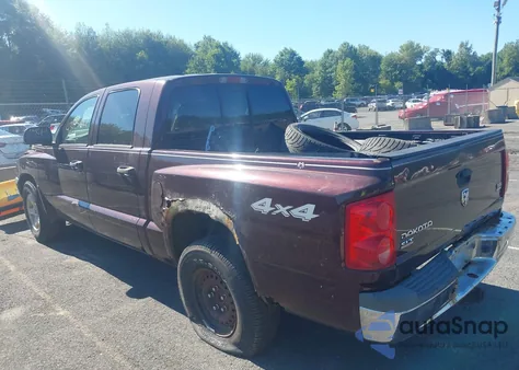 2005 Dodge Dakota Slt z USA, uszkodzony, nr VIN 1D7HW48N75S338747